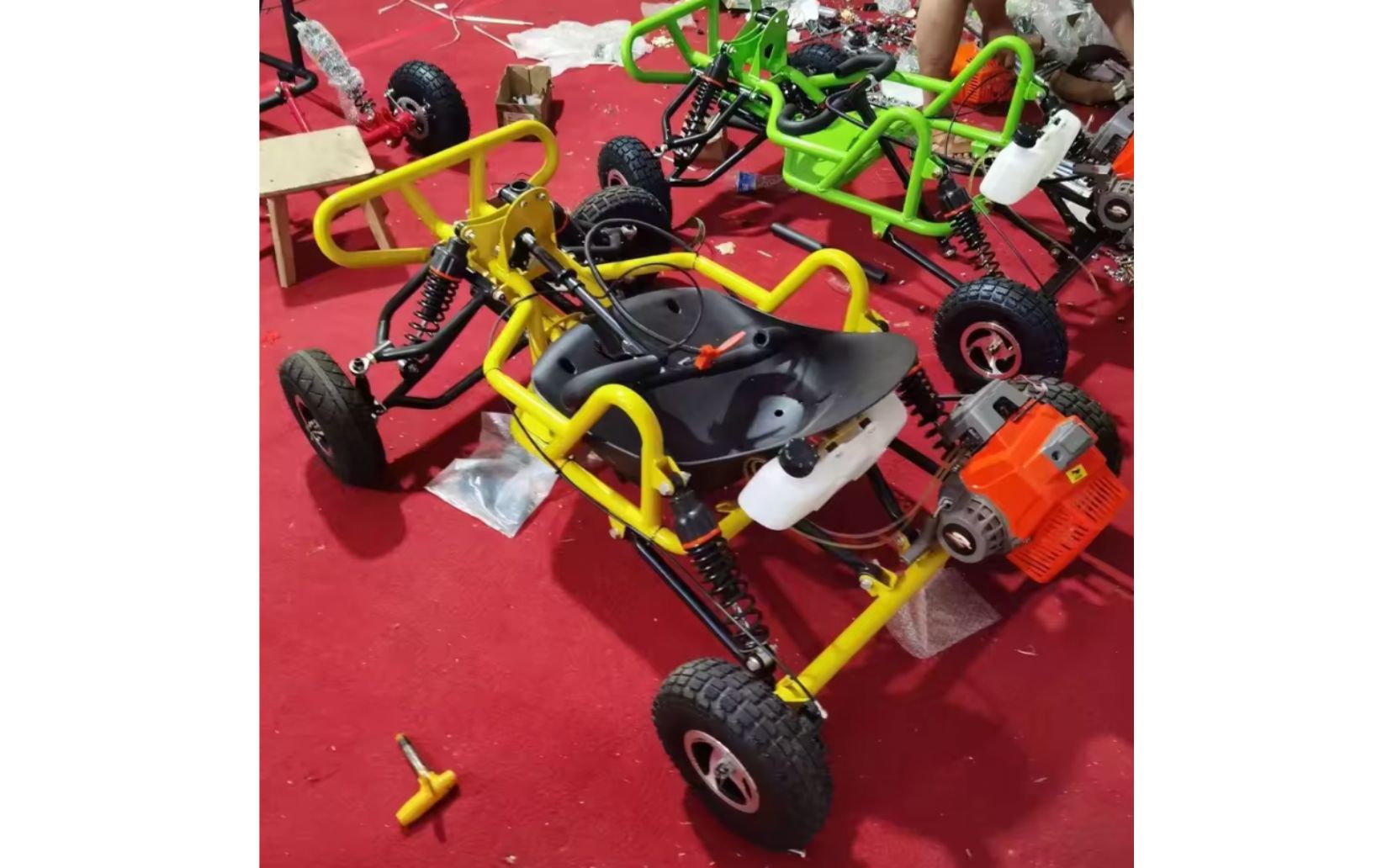 Kart Velox na cor amarela